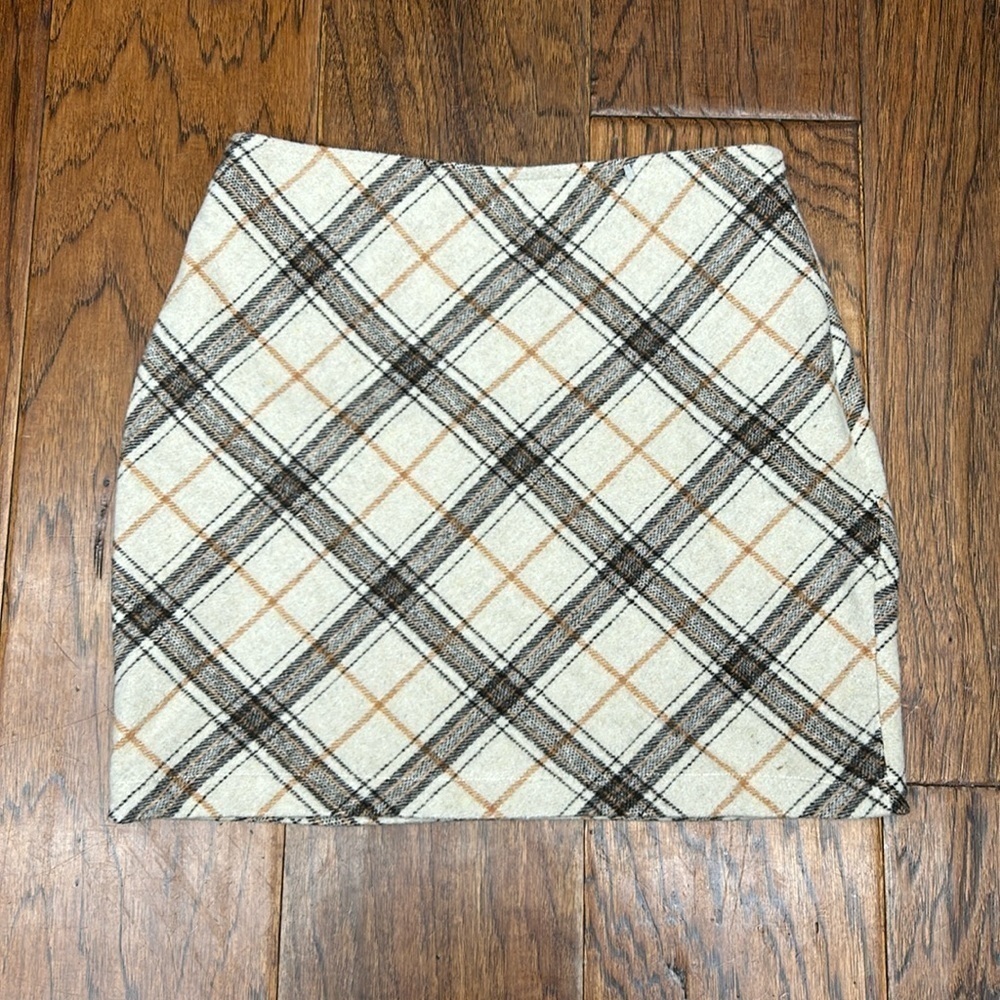 Shein women’s plaid skirt - Picture 1 of 5